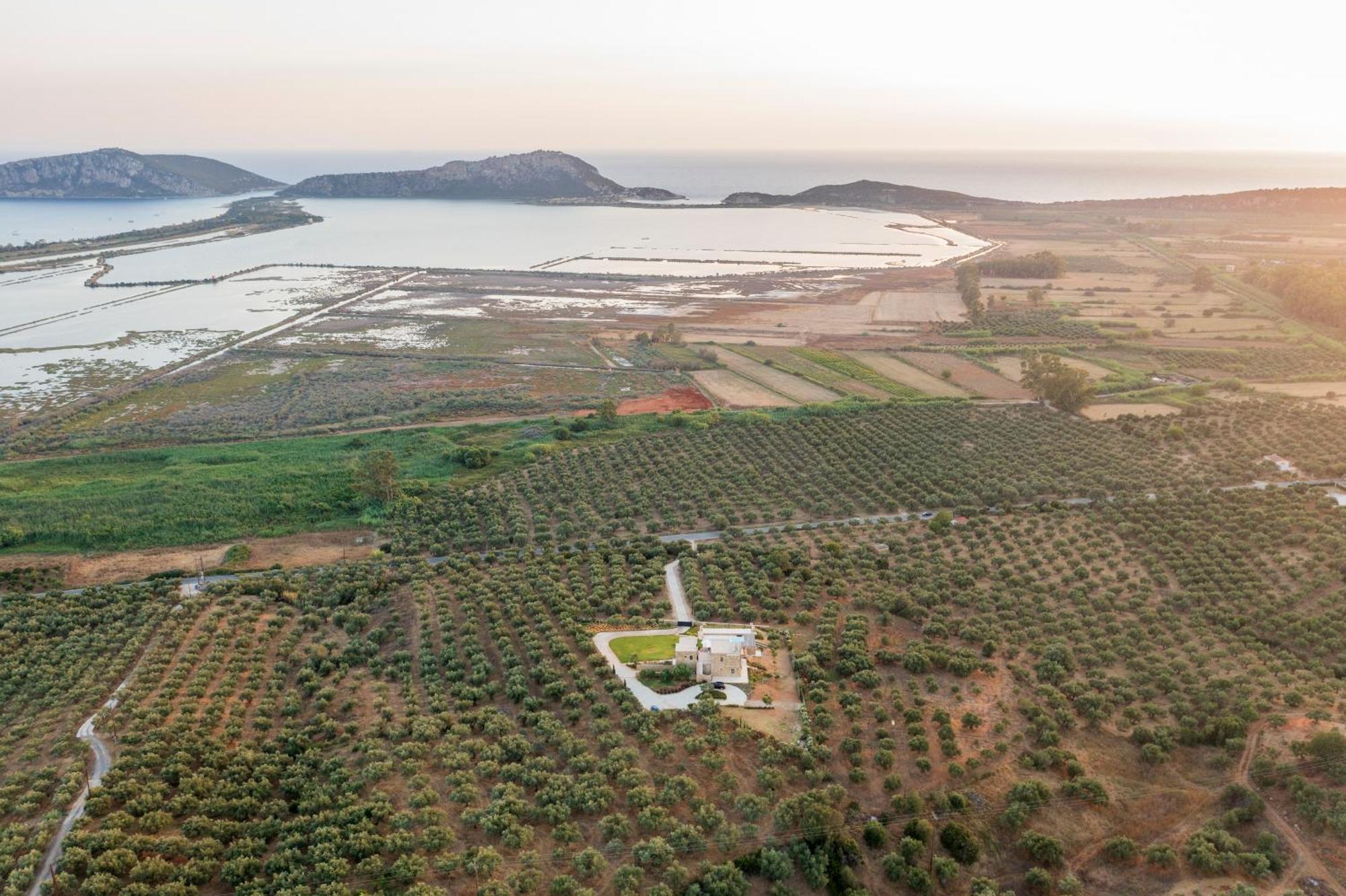 Family & Golf Villa Laguna Towers Gialova Navarino Esterno foto